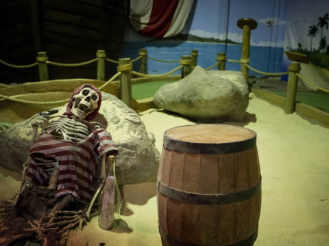 Unreal Mini Golf - Attractions Brisbane 1