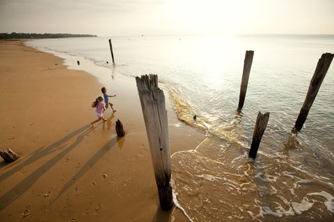 Cowes - Attractions Brisbane 0