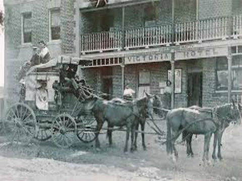 Gresford - Attractions Brisbane 0