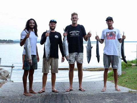 Iluka Bait And Tackle - Attractions Brisbane 2