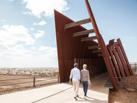 Line Of Lode Lookout And Miners Memorial - Attractions Brisbane 0