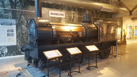 Railway House And Ballaarat Steam Engine - Attractions Brisbane 0