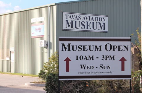 The Australian Vintage Aviation Society Museum - Attractions Brisbane 2