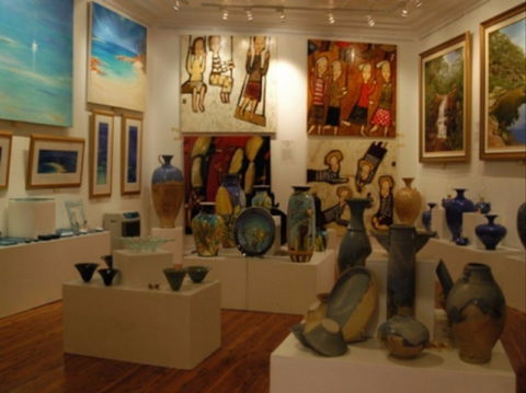 Articles Fine Art Gallery - Attractions Brisbane 0