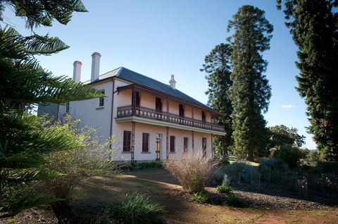 Bella Vista - Attractions Brisbane 0