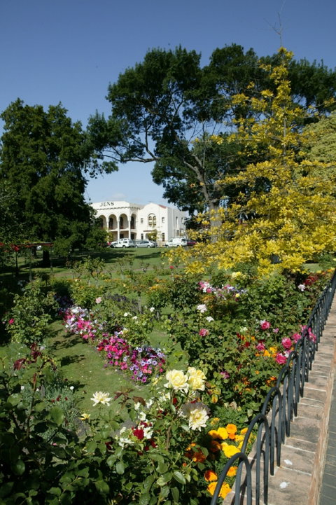 Cave Garden - Attractions Brisbane 1