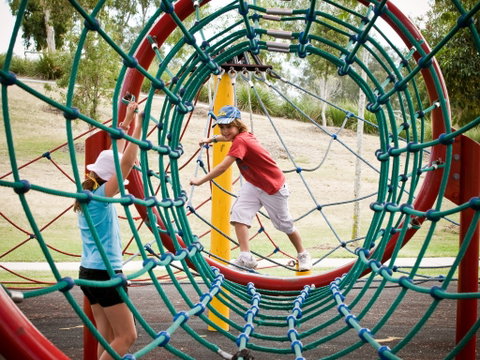 Logan River Parklands - Attractions Brisbane 2