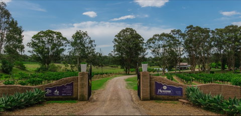Moorebank Vineyard - Attractions Brisbane 0