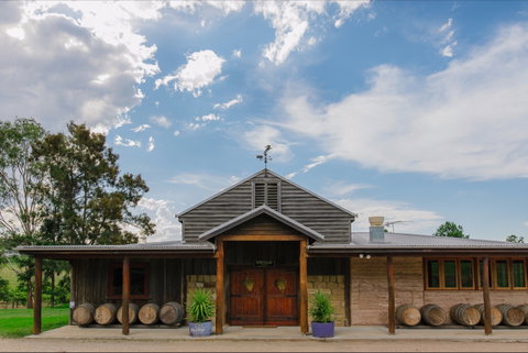 Moorebank Vineyard - Attractions Brisbane 1
