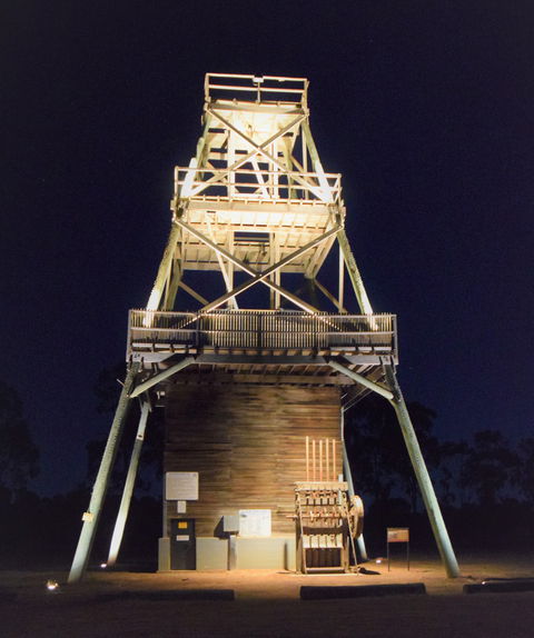 True Blue Poppet Head - Cooinda Park - Attractions Brisbane 0