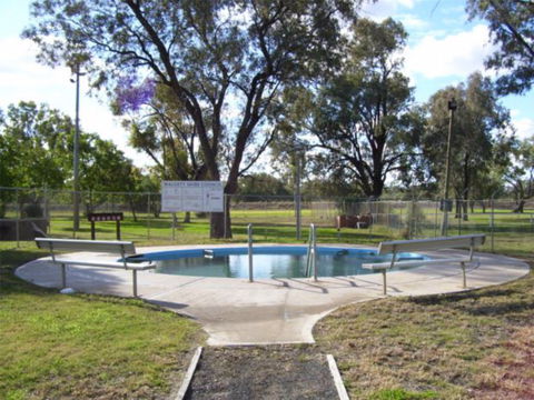 Walgett Artesian Bore Baths - Attractions Brisbane 1