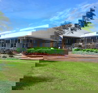 Beresfield Golf Mini Golf and FootGolf Course - Attractions Brisbane