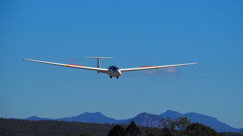 Boonah Gliding Club - Attractions Brisbane 0