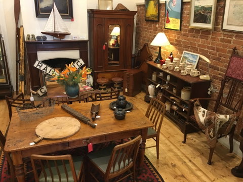 Braidwood Antiques - Attractions Brisbane 1