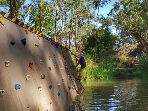 Challenge Hill - Attractions Brisbane 0