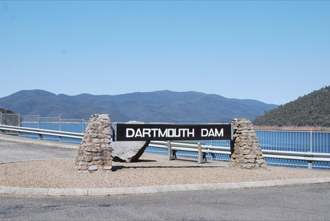 Dartmouth Dam Wall Picnic Area - Attractions Brisbane 0