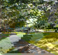 Millennium Esplanade and Tannum Sands Beach - Attractions Brisbane
