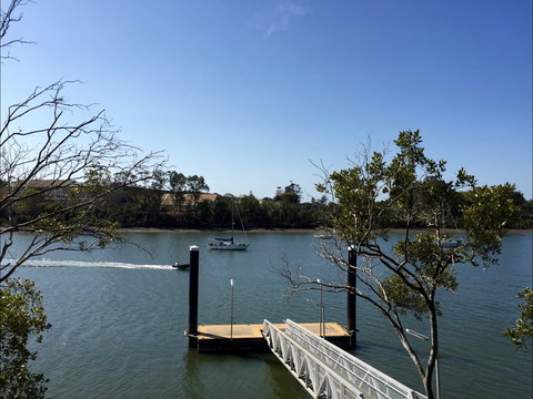 Riverside Parklands And Playground - Attractions Brisbane 0