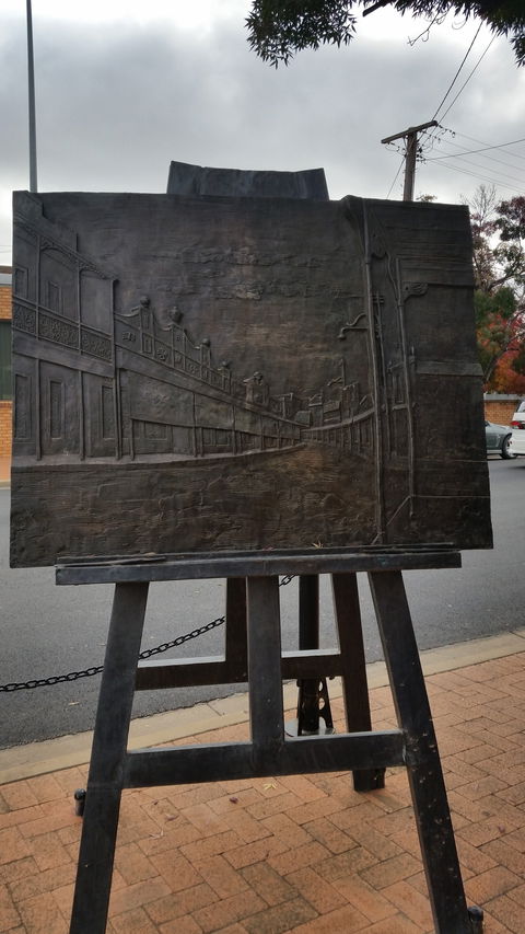 Russell Drysdale Easel Sculpture - Attractions Brisbane 0