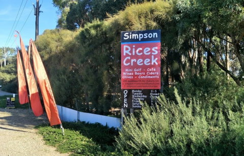 Simpson Rices Creek - Attractions Brisbane 0