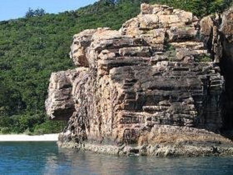 The Pinnacles - Attractions Brisbane 0