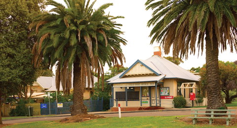 The Flinders Hinterland Scenic Drive - Attractions Brisbane 0