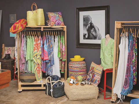 The Mallee Hen's Nest - Attractions Brisbane 0