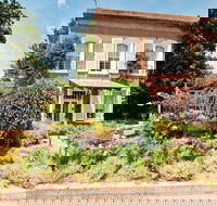 Two-Foot Heritage Walk - Attractions Brisbane