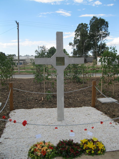 Vietnam Veterans Commemorative Walk - Attractions Brisbane 1