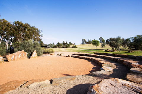 Wiradjuri Amphitheatre - Attractions Brisbane 0