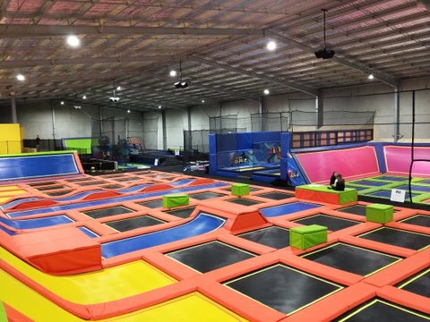 Xtreme Bounce - Attractions Brisbane 1