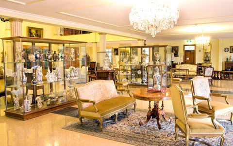 Barossa Chateau Art And Antique Gallery - Attractions Brisbane 0