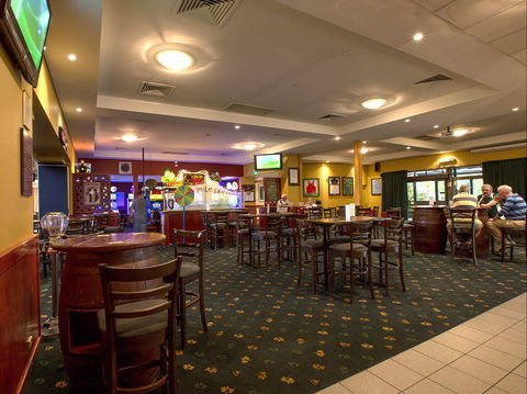 Canberra Irish Club - Attractions Brisbane 0