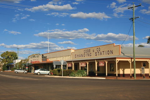 Cobb & Co Changing Station - Attractions Brisbane 0