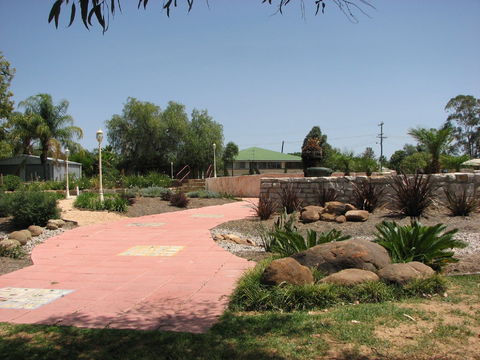 Henricks Park - Attractions Brisbane 1
