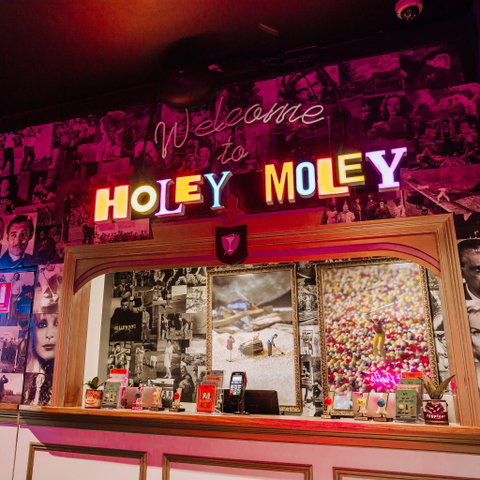 Holey Moley Charlestown - Attractions Brisbane 0