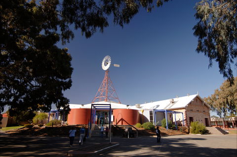 Wadlata Outback Centre - Attractions Brisbane 2