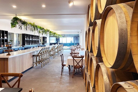 Bimbadgen Vineyard: Picnic And Premium Wine Tasting - Attractions Brisbane 1