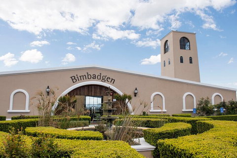 Bimbadgen Vineyard: Picnic And Premium Wine Tasting - Attractions Brisbane 2