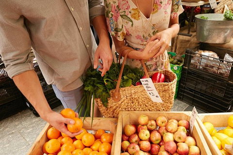 Sunshine Coast Eumundi Markets Return Minibus Transfer - Attractions Brisbane 3