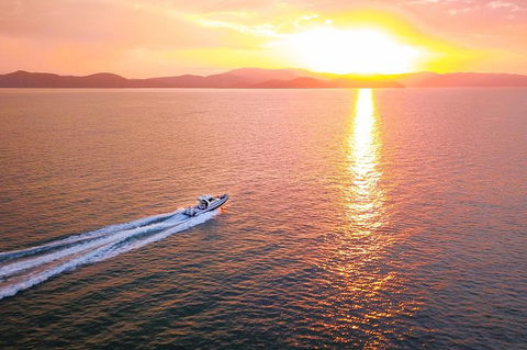 Sunset Cruise Private Charter Hamilton Island - Attractions Brisbane 0