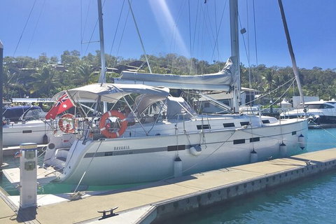Sailing Curlew Escape On Moreton Bay - Attractions Brisbane 8