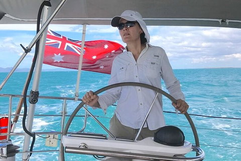 Sailing Curlew Escape On Moreton Bay - Attractions Brisbane 10
