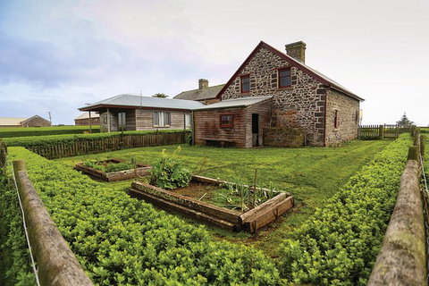 Cruise Ship Special From Burnie To Stanley And The Nut - Attractions Brisbane 3