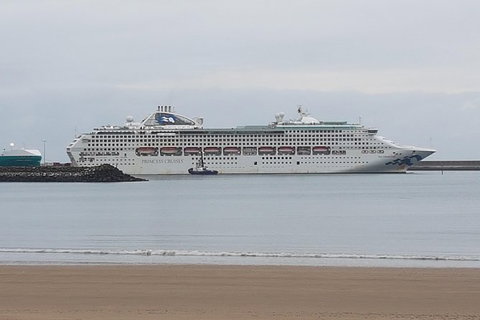 Shore Excursion: Coast, Caves And Wildlife Park - 8 Hour Tour - Attractions Brisbane 5