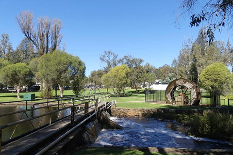 Private, Luxury Pinnacles Tour: Stargazing, Sand-boarding & Sightseeing - Attractions Brisbane 2