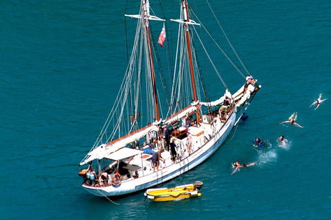 Whitehaven Beach Sailing And Snorkeling Cruise - Attractions Brisbane 3