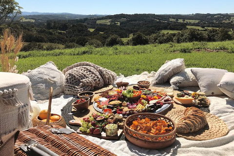 A Picnic In Byron Bay - Attractions Brisbane 0