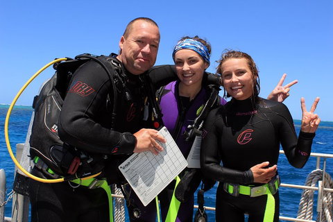 Quicksilver Dive 4 Day PADI Learn To Dive Course - Attractions Brisbane 0