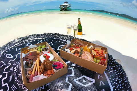 Reef & Whitehaven Landing - Attractions Brisbane 2